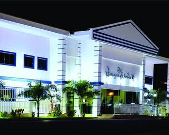 Resort L'acqua Diroma V - Caldas Novas - Edificio