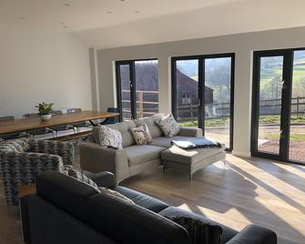 Welsh Marches - Skirrid - Chepstow - Living room