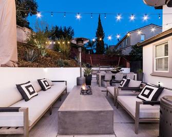 Designer Oasis Home with Pool & Spa - 5 Bedrooms - San Marcos - Patio