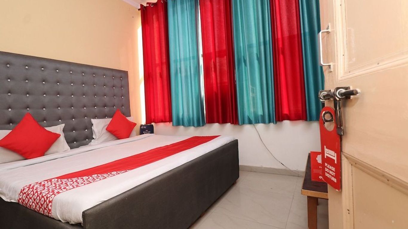 OYO 26730 Grandstay