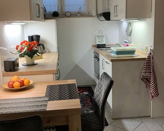 2 room granny apartment in quiet location Göttingen - Göttingen - Kitchen