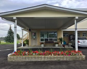 Milan Garden Inn - Niagarafallene - Bygning