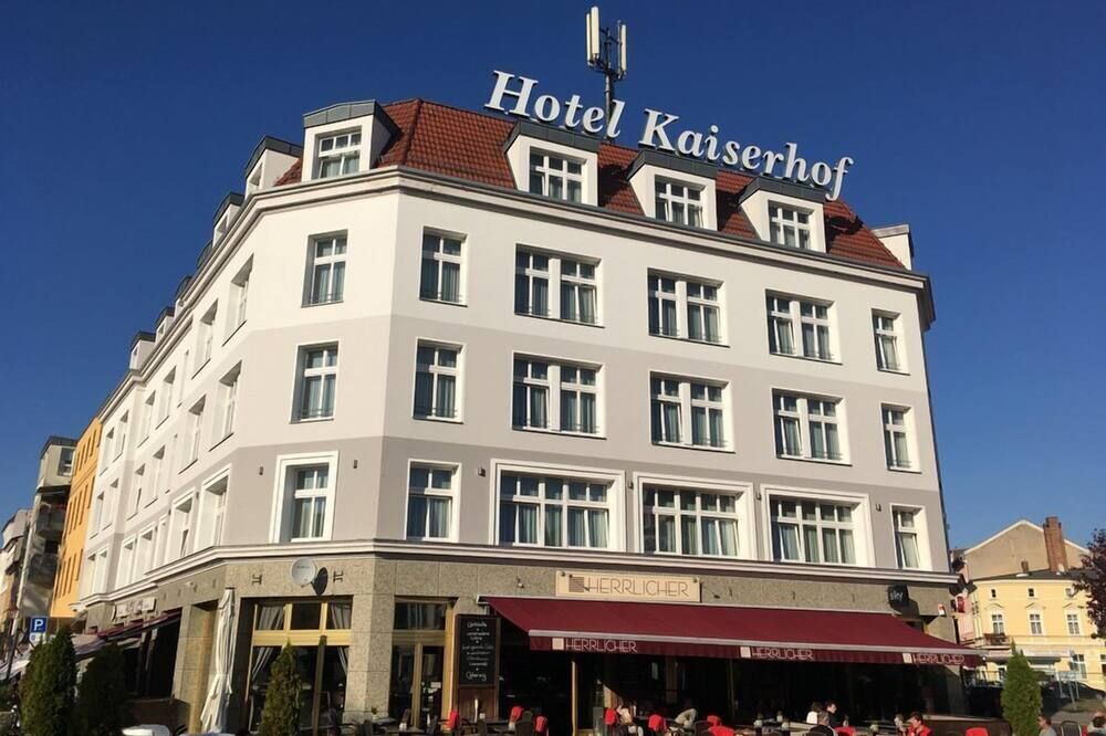 Hotel Kaiserhof - Furstenwalde - Gebouw