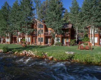 Aspen Winds on Fall River - Estes Park - Rakennus