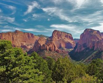 Close to Zion Panaramic views Pet Friendly - Orderville - Vista del exterior