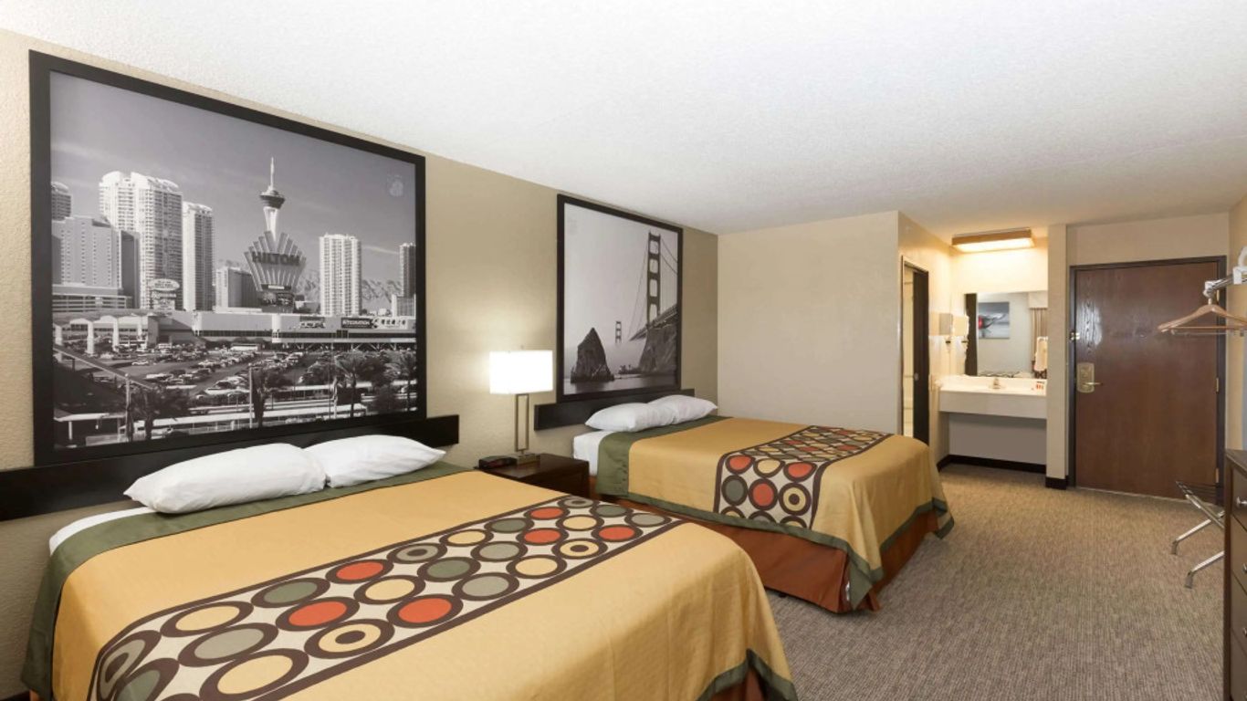 سوبر 8 باي ويندام ويتشيتا نورث