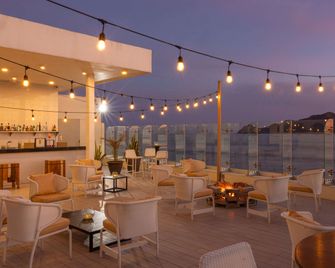Doubletree by Hilton Mazatlan - Mazatlán - Bar