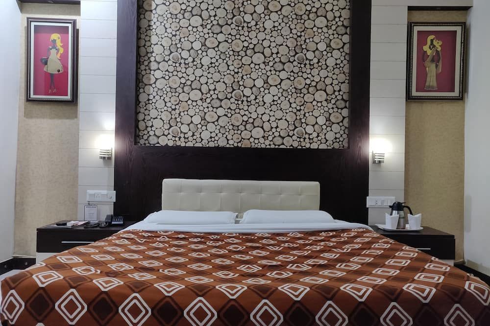 Hotel Premier - Jammu - Habitación