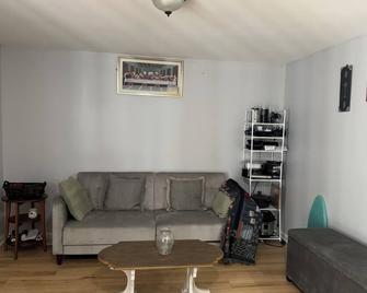 Clean and cosy 1-bedroom apartment - Dumfries - Wohnzimmer