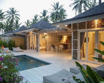 Villas Edenia - Luxe Villas with Private Pools - Gili Trawangan - Piscina