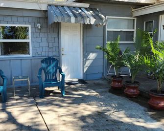 Quaint studio - Largo - Patio
