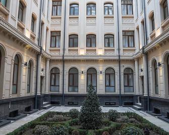 Level Hotel - Tachkent