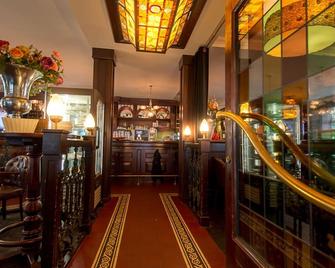 Hotel Grand Café de Wijnberg - Bolsward - Лоббі