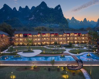 Hilton Garden Inn Guilin Yangshuo - Guilin - Bygning