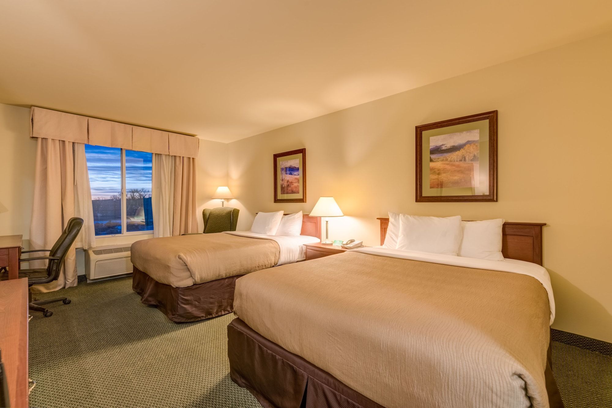 Grand River Hotel - Parachute - Schlafzimmer