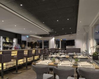 Höll am Main - Rüsselsheim - Restaurant