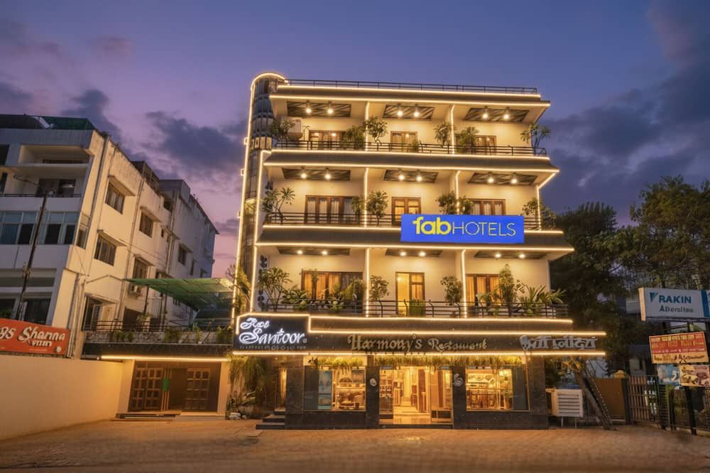 فاب هوتل سانتور - اندور - مبنى