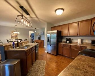Greenway Beauty - Springfield - Kitchen