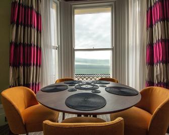 Best Western York House Hotel - איסטבורן - חדר אוכל