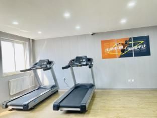 James Joyce Coffetel Qingdao Taidong Pedestrian Street Yingkou Road thumbnail 3