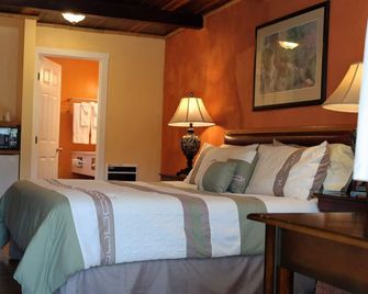 Coast Inn and Spa Fort Bragg - Fort Bragg - Habitación