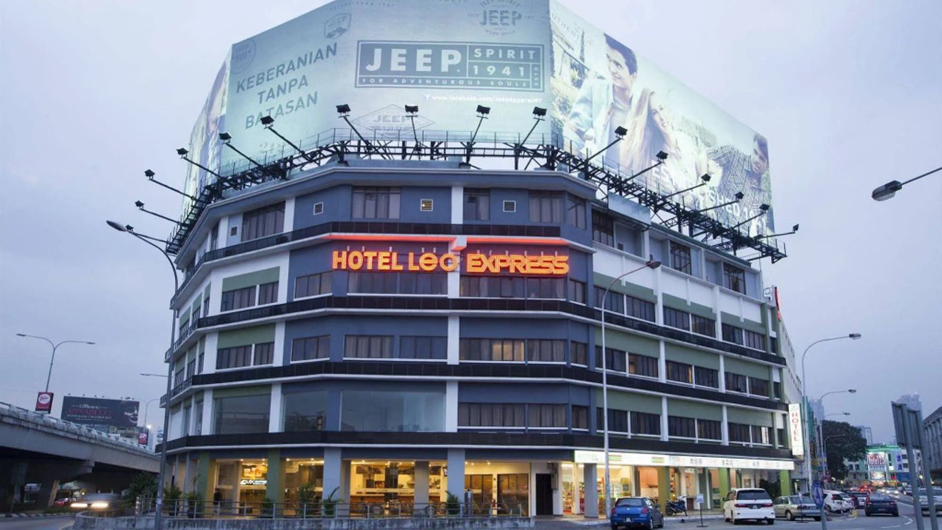 Leo Express Hotel