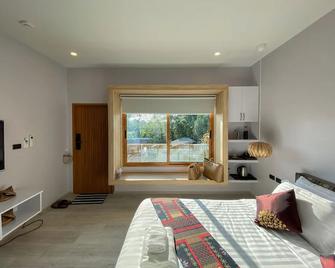 Wayla Villa@Maikhaobeach - Mai Khao - Schlafzimmer