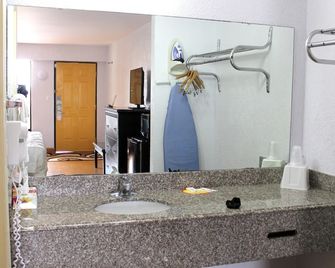 Fairway Inn - Fort Walton Beach - Kylpyhuone