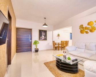 Sanatcruz Homesuites - Gagal Home - Mumbai - Lobby