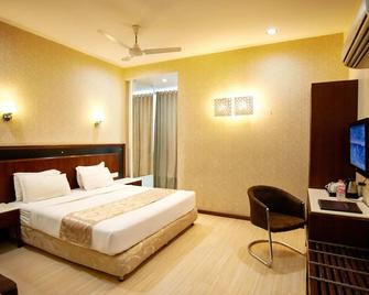 Hotel Sai Mahal - שירדי - חדר שינה
