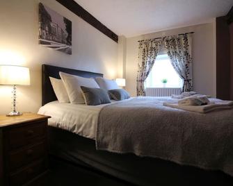 Roomtel Riverside Suites - Brigg - Bedroom