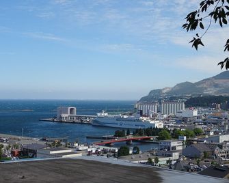 Otaru Guest House Tarune - Hostel - Otaru - Outdoors view