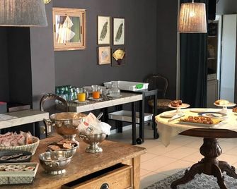 Wuhostel - Cervia - Restaurante