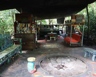 Cinderland Ecovillage - Hostel - Pahoa - Bedroom