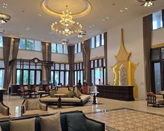 Champa Palace Hotel - Pakse - Lobby