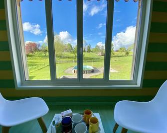 Villa Sainte Barbe - Mirecourt - Wohnzimmer