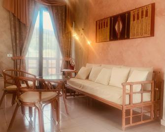 River Park Hotel - Ameglia - Huiskamer