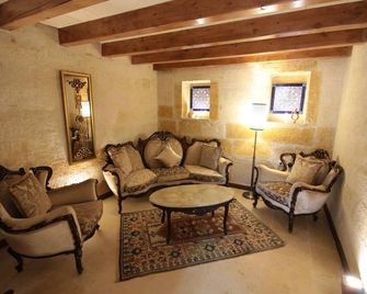 Georgios Cave Cappadocia - Ürgüp - Sala de estar