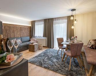 Apartment \'Rosengarten\' for 2 to 4 persons - Gerlos - Huiskamer
