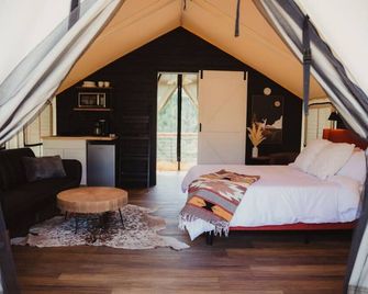 The Richbourg, Lux Safari Tent - Cadiz - Bedroom