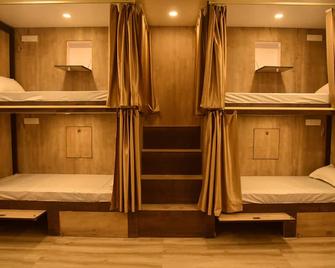 Hotel Relax Inn - Prayagraj - Bedroom