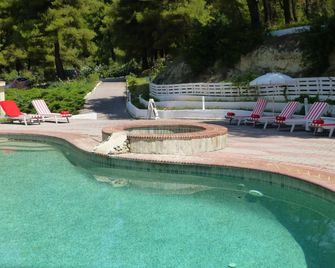 Dryades Hotel - Siviri - Pool