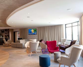 كومبانيل ليموج سانتر - جار - ليموج - مطعم