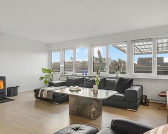 2 Bedroom Lovely Home In Thisted - Nørre Vorupør - Sala de estar