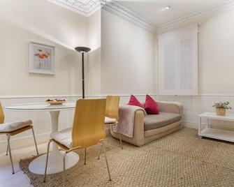 Apartamento Prado en Madrid - Madrid - Sala de estar