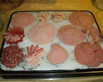 Hotel-Pension Thomé - Hinterzarten - Food