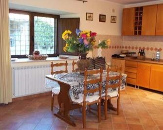Holiday house Farnese for 1 - 5 persons with 2 bedrooms - Holiday house - Farnese - Comedor