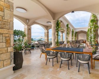 Villa Chinka by Astor Garden Hotel - Saints Constantine and Helena