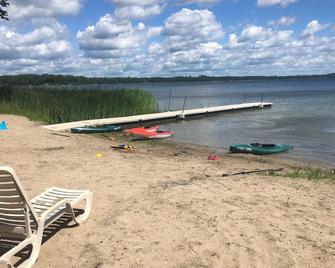 Potato Lake Paradise in northern Minnesota. Just north of Park Rapids - Park Rapids - Beach