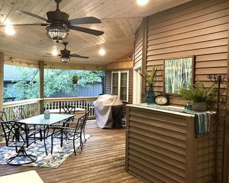 The Ultimate In Relaxation At The Lake - Scottsville